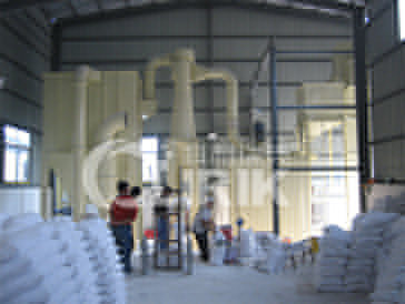 石头造纸的生产现场